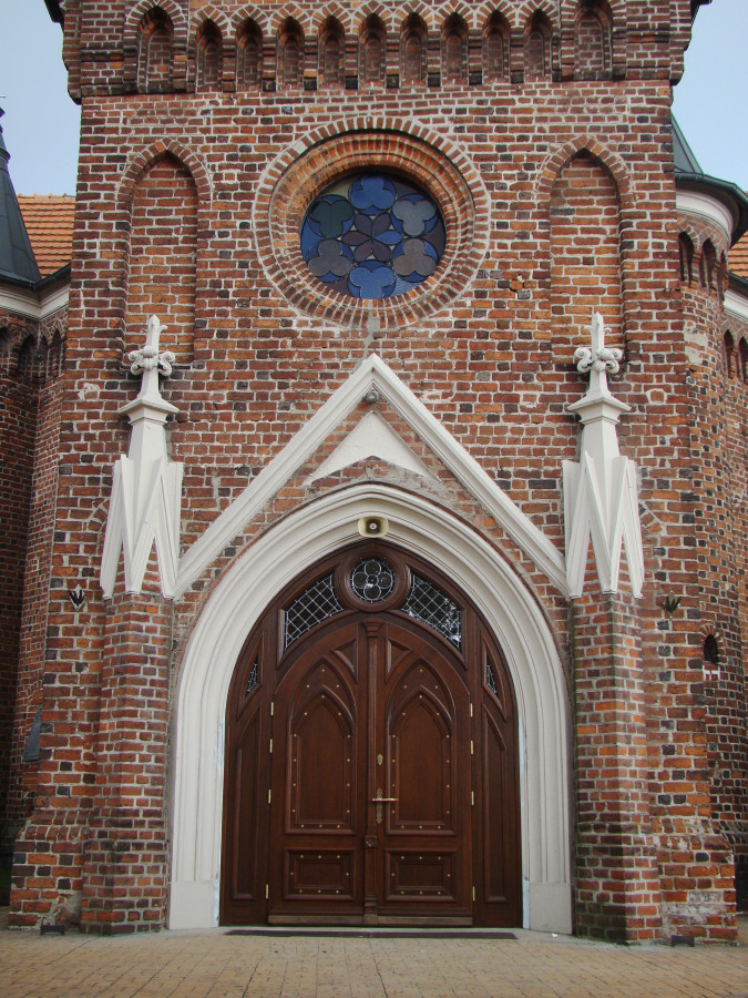 Drzwi kościoła św. Andrzeja – Konin-Gosławice